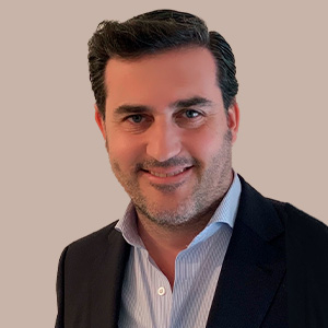 Nicolás Hostalet - Head o administration and finance - Turbosuite - Hospitality Business Intelligence